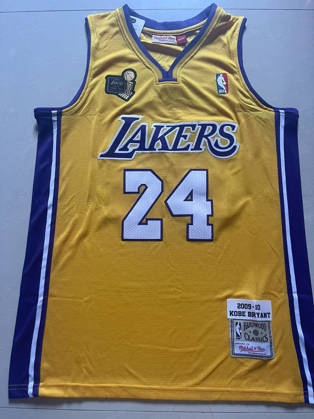 Men's Kobe Bryant Los Angeles Lakers #24 Mitchell & Ness 2007/08 Authentic Jersey – Gold