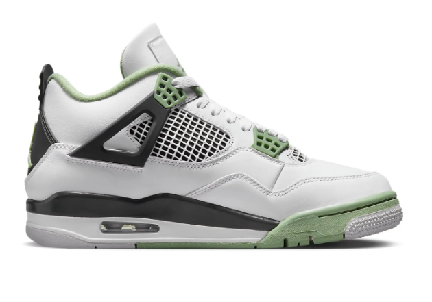 Women's Air Jordan 4 Retro "Seafoam" Sneakers - White / Seafoam