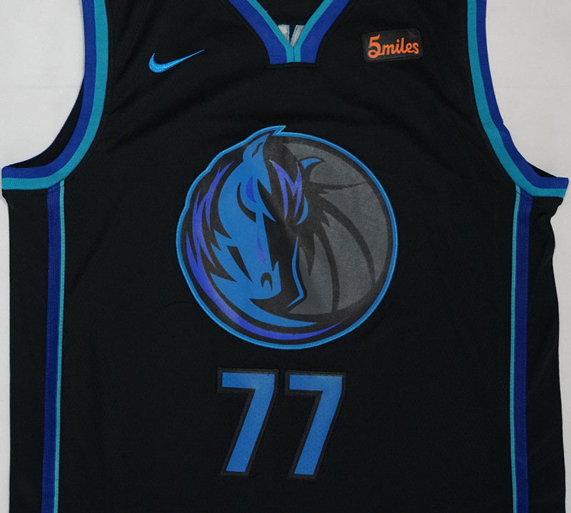 Men's Dallas Mavericks Luka Dončić #77 Black 2023-24 City Edition Swingman Jersey