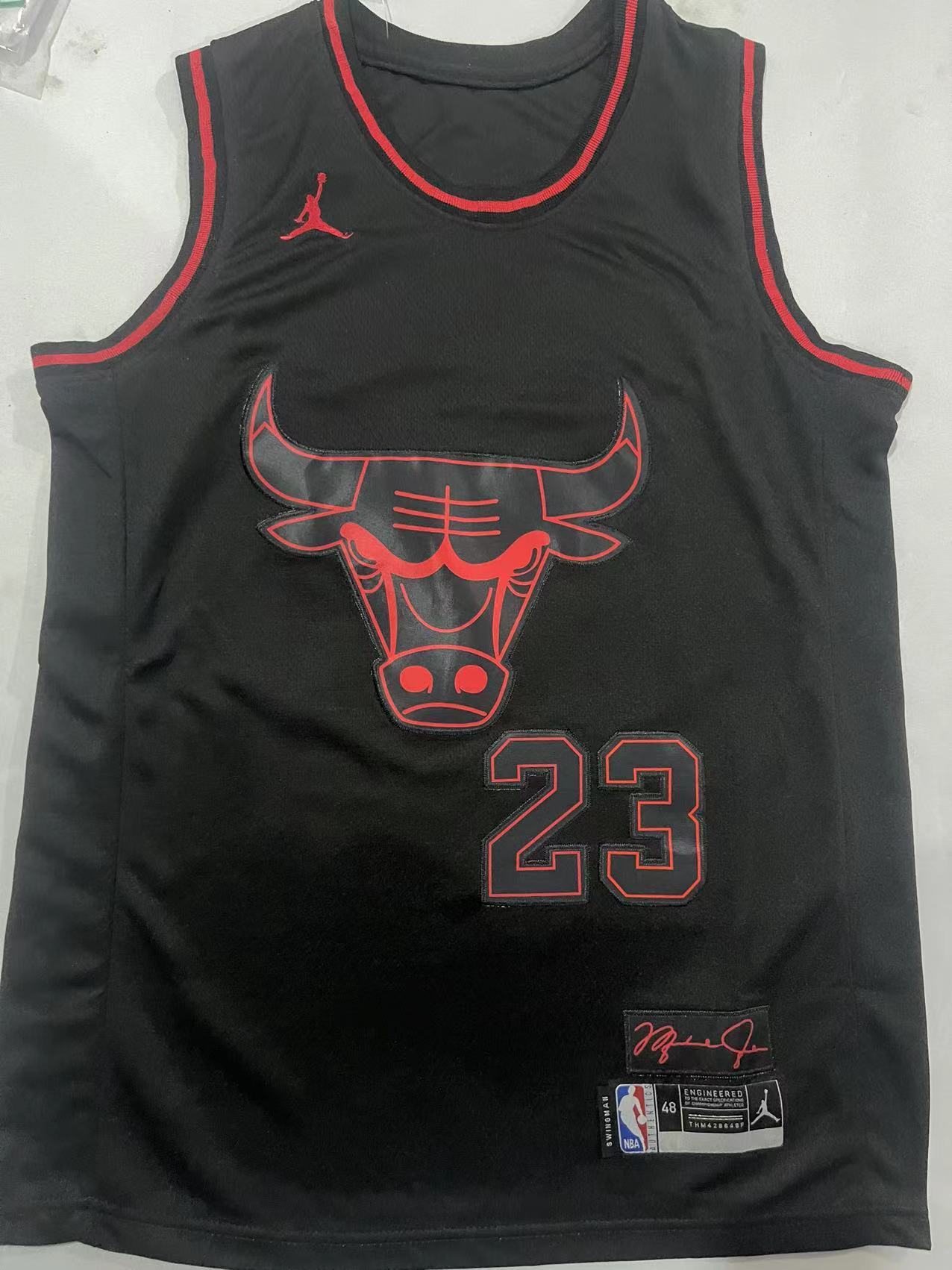 Men's Michael Jordan Chicago Bulls #23 Nike Classics Swingman Player Jersey – Black