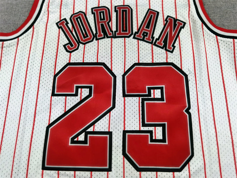 Chicago Bulls Michael Jordan #23 White 1995-96 Hardwood Classics Authentic Jersey